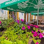 Postbraeu Hotel *