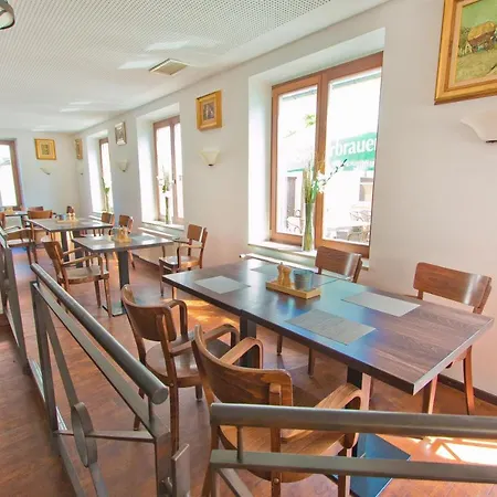 Hotel Postbraeu *